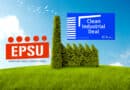 Forme d'usine en feuillage sur un champ d'herbe verte avec un ciel bleun en surimpression le logo orange EPSU European Public Service Union, et le logo bleu du Clean Industrial Deal